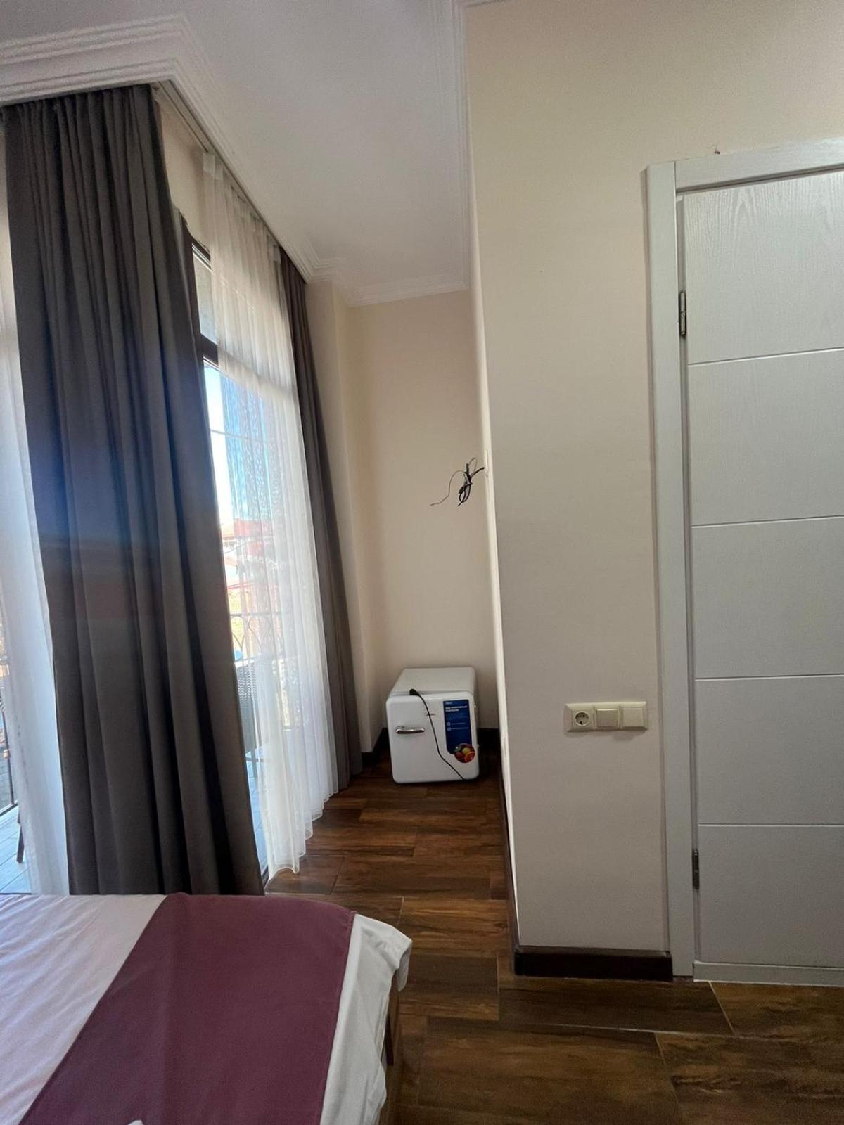 Mahali Hotel Batumi Exterior photo