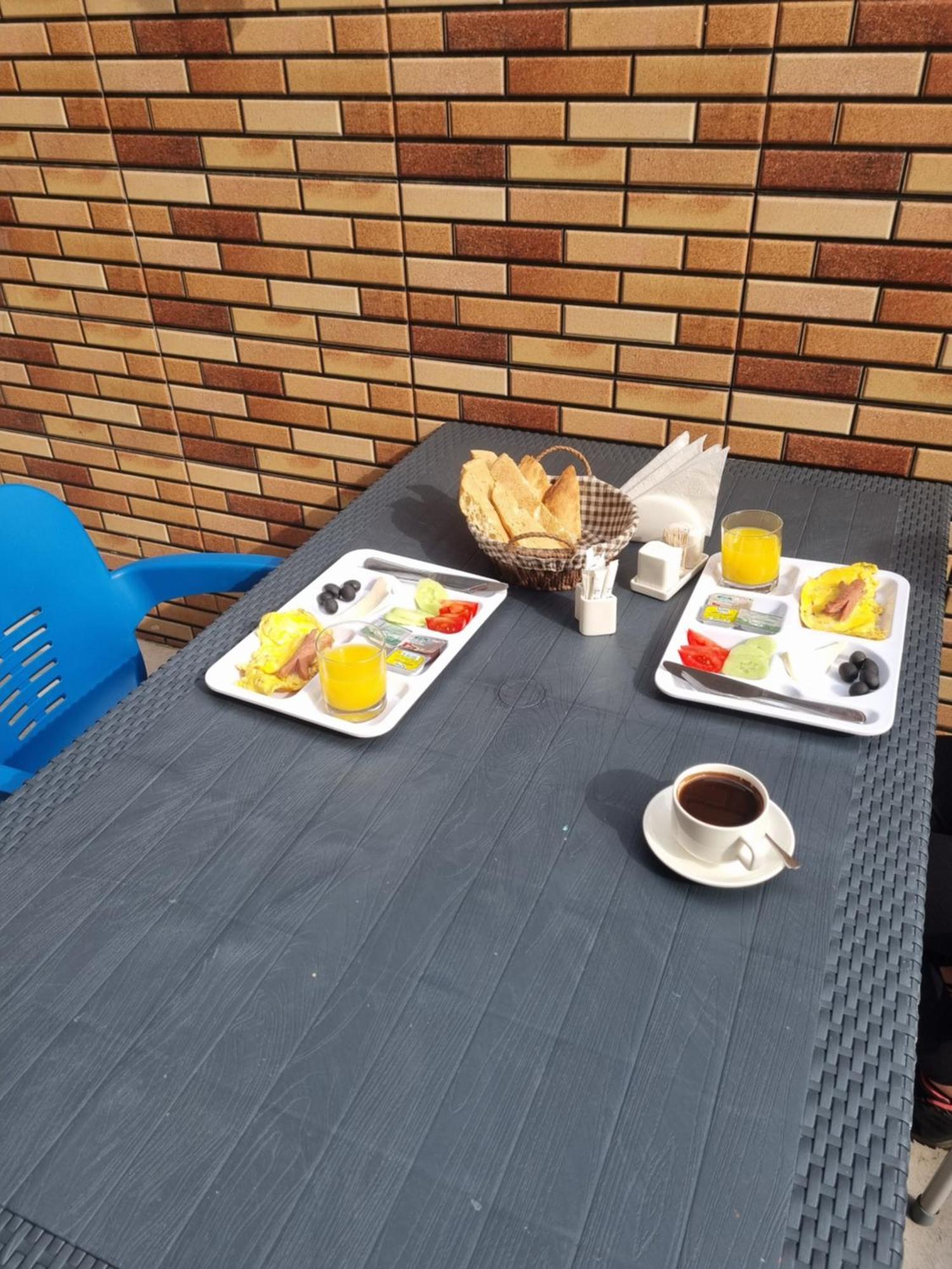 Mahali Hotel Batumi Exterior photo